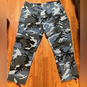 BDUs men’s 2XL Blue Camo